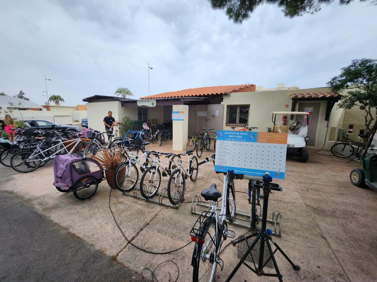 Muriel Le Mar Estang Canet-en-Roussillon Exterior foto